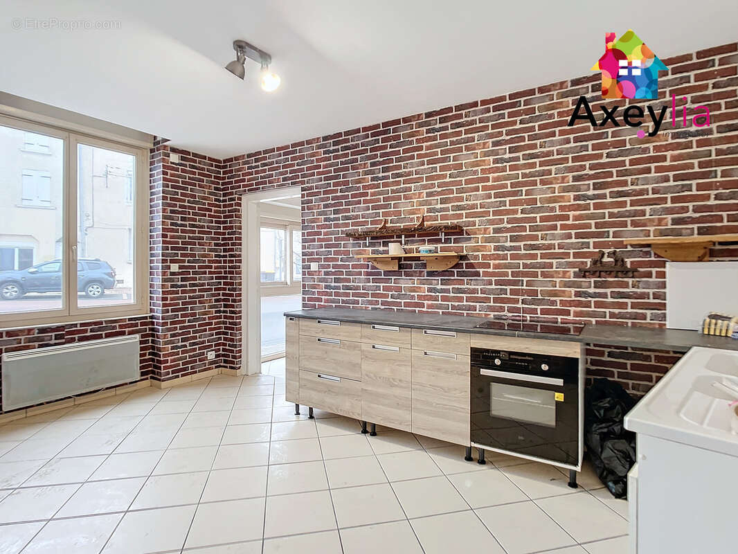 Maison à SAINT-MARTIN-D&#039;ESTREAUX