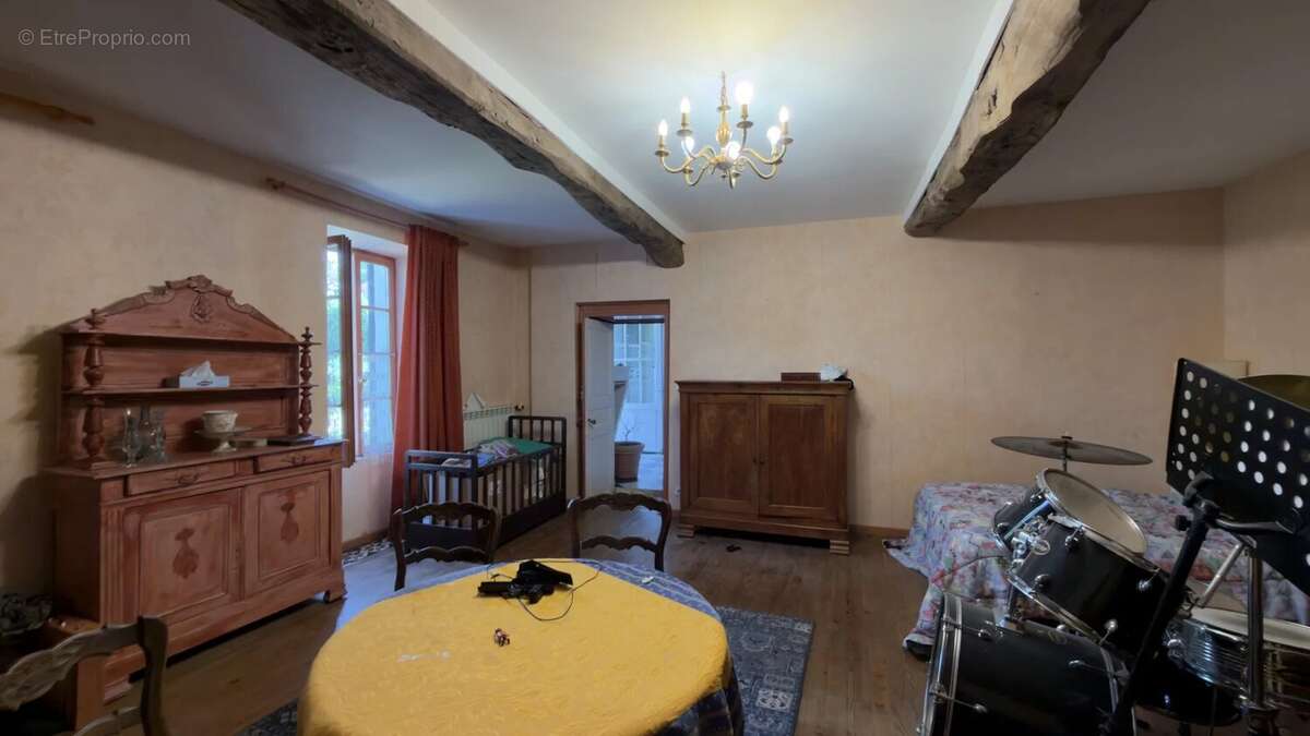 Maison en pierre à Berson - photo 15