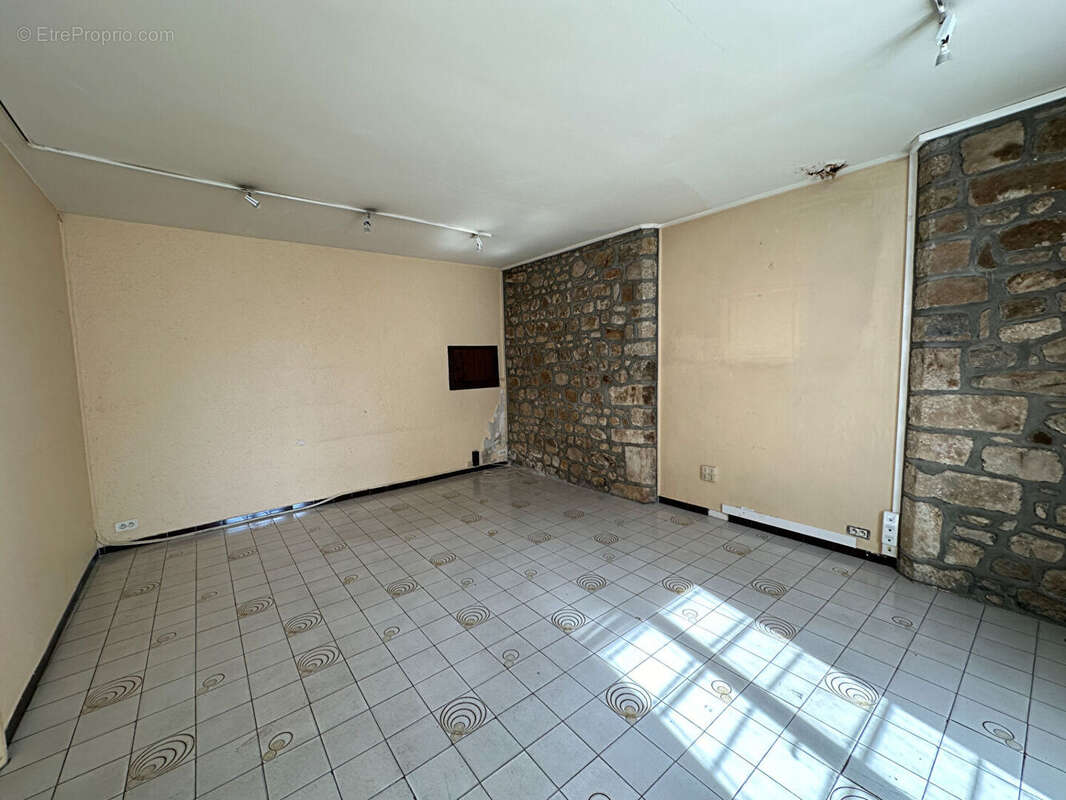 Appartement à MILLY-LA-FORET