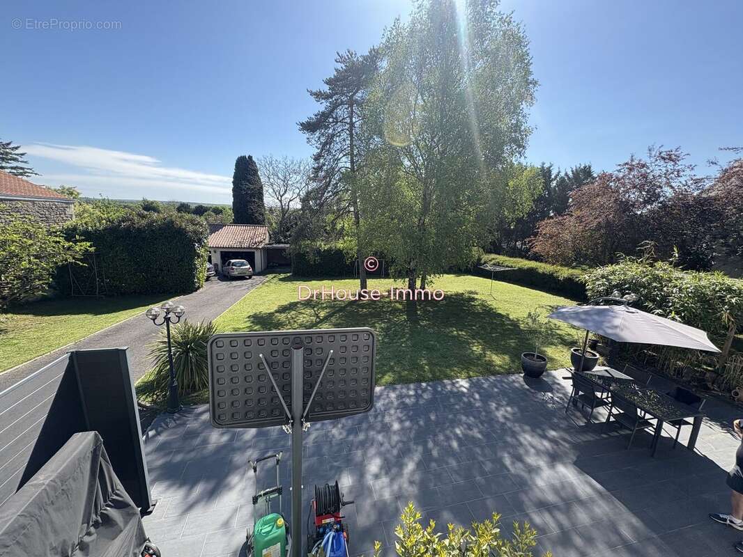 Maison à JAUNAY-CLAN