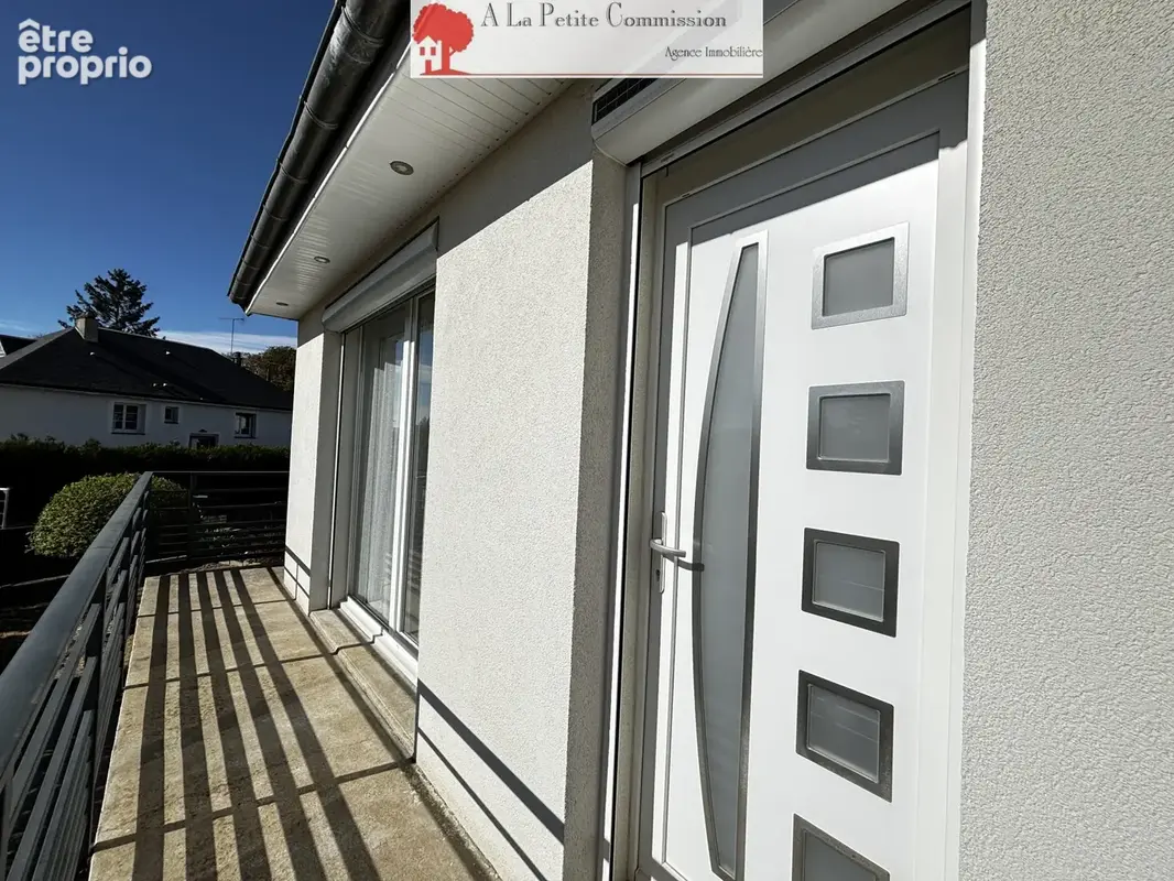 Maison familiale à vendre à Sours   Commerces et écoles à pied ! - photo 5