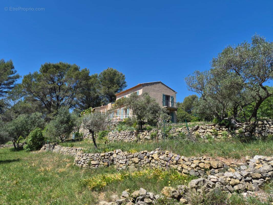Maison à CUERS