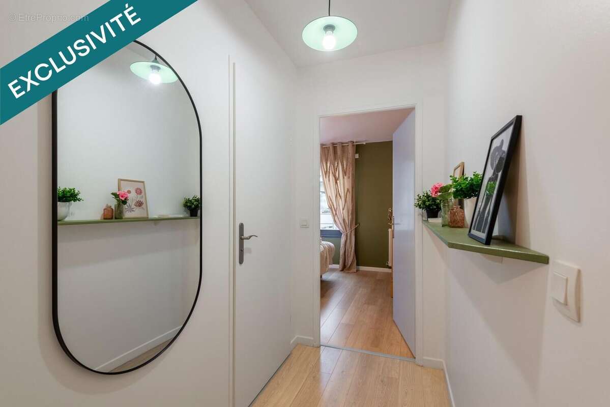 Photo 9 - Appartement à BUSSY-SAINT-GEORGES