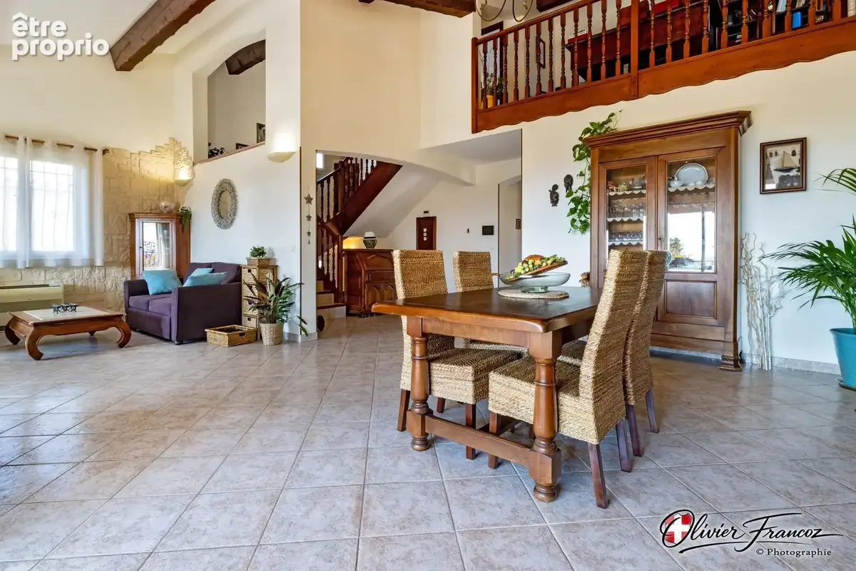 Maison 7 pièces 215 m² à vendre à La Ciotat (13600) - photo 17
