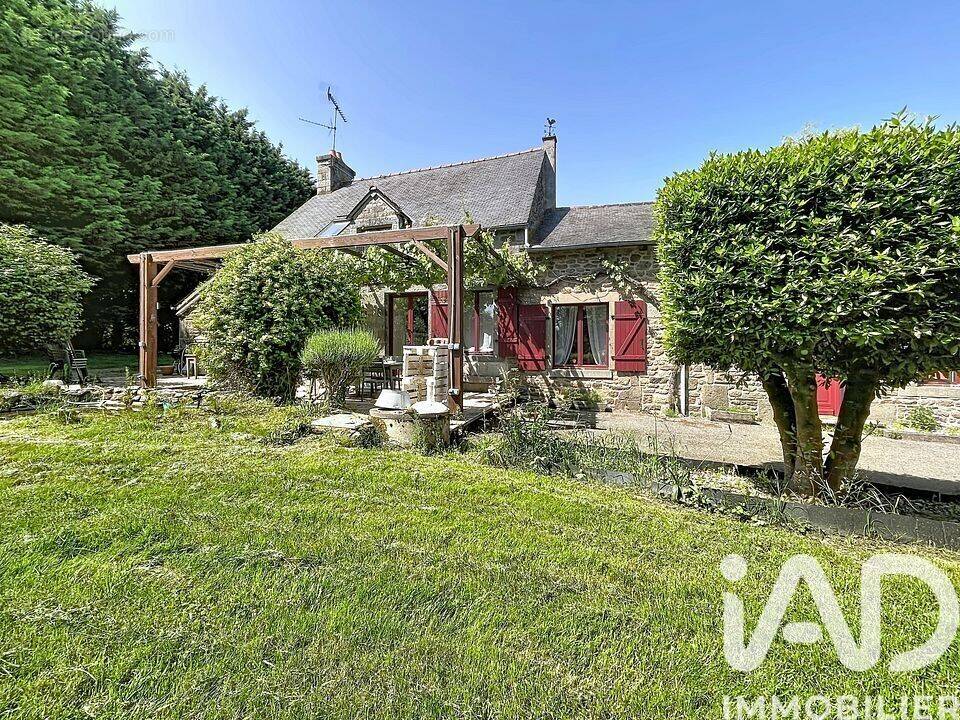 Photo 1 - Maison à BONNEMAIN