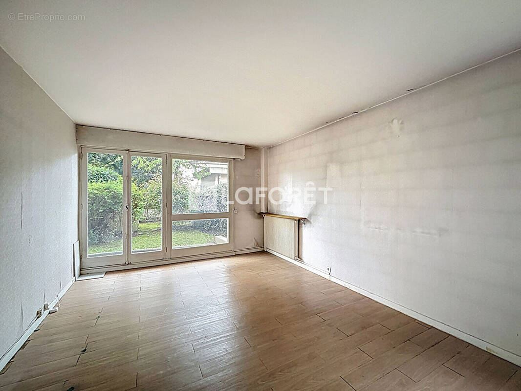Appartement à BOURG-LA-REINE