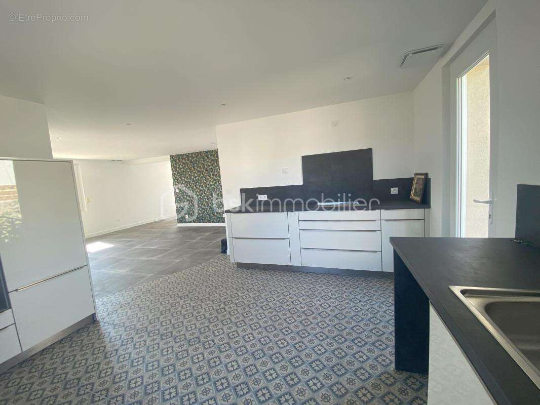 Maison à THEZAN-LES-BEZIERS