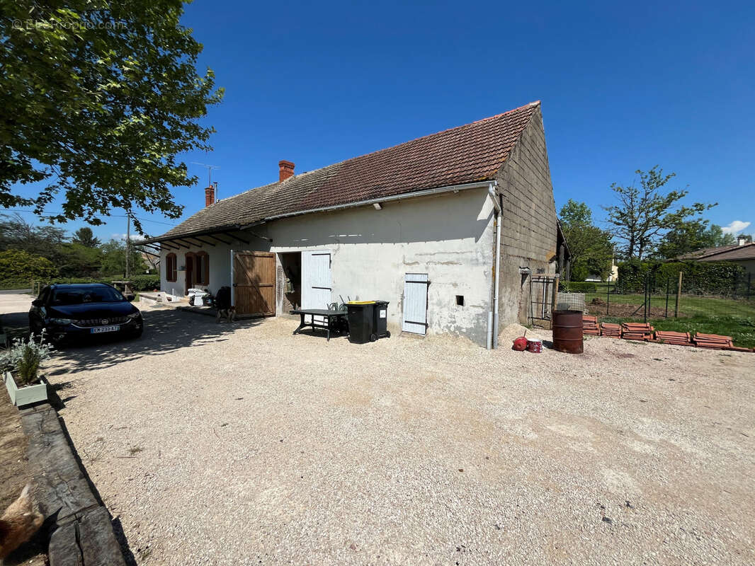 Maison à SIMANDRE