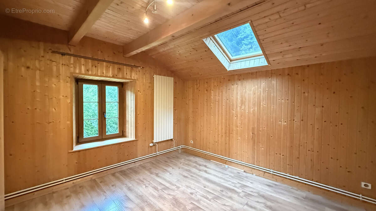 Maison à TAINTRUX