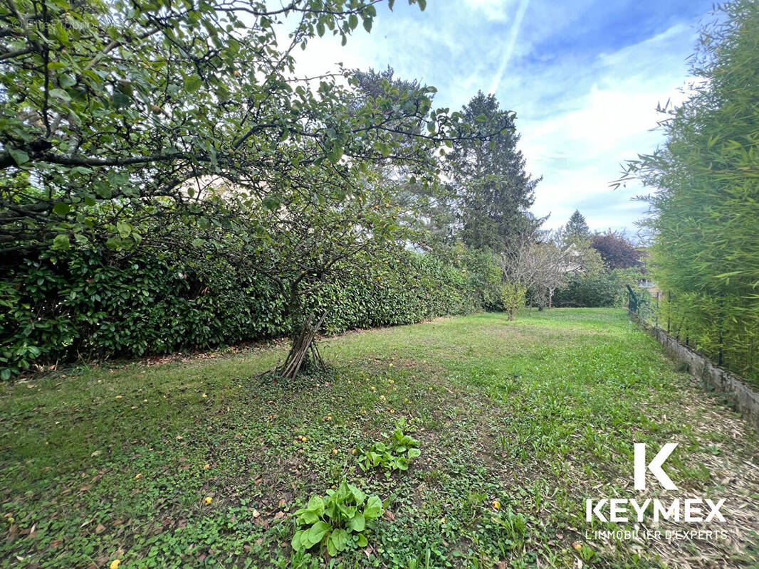 Terrain à FREPILLON