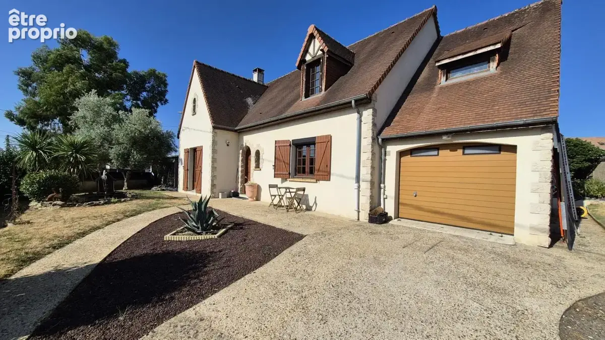Maison à LA SUZE-SUR-SARTHE