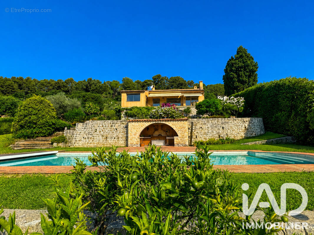Photo 1 - Maison à LA COLLE-SUR-LOUP