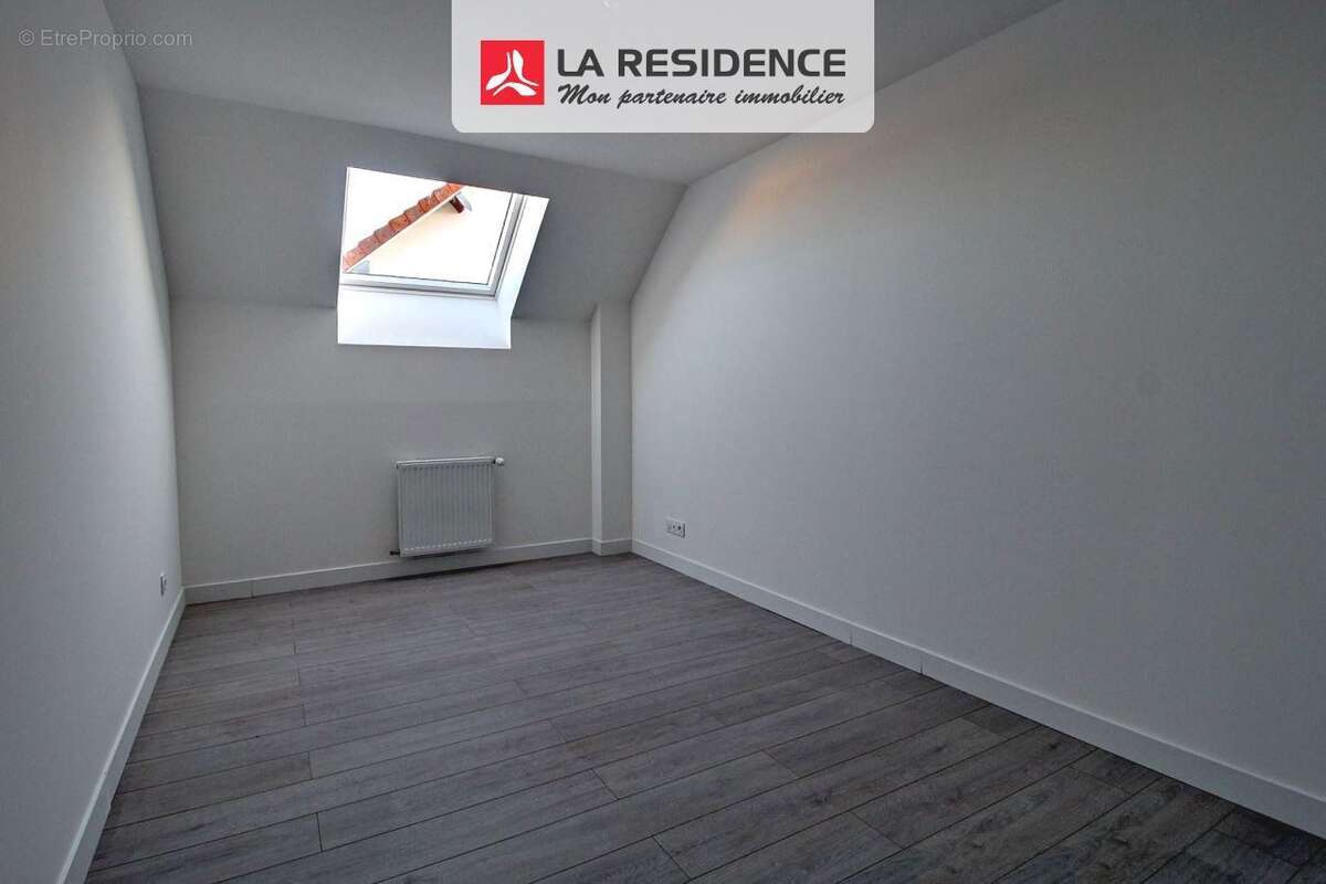 Maison 126 m² à Oissel  - photo 8