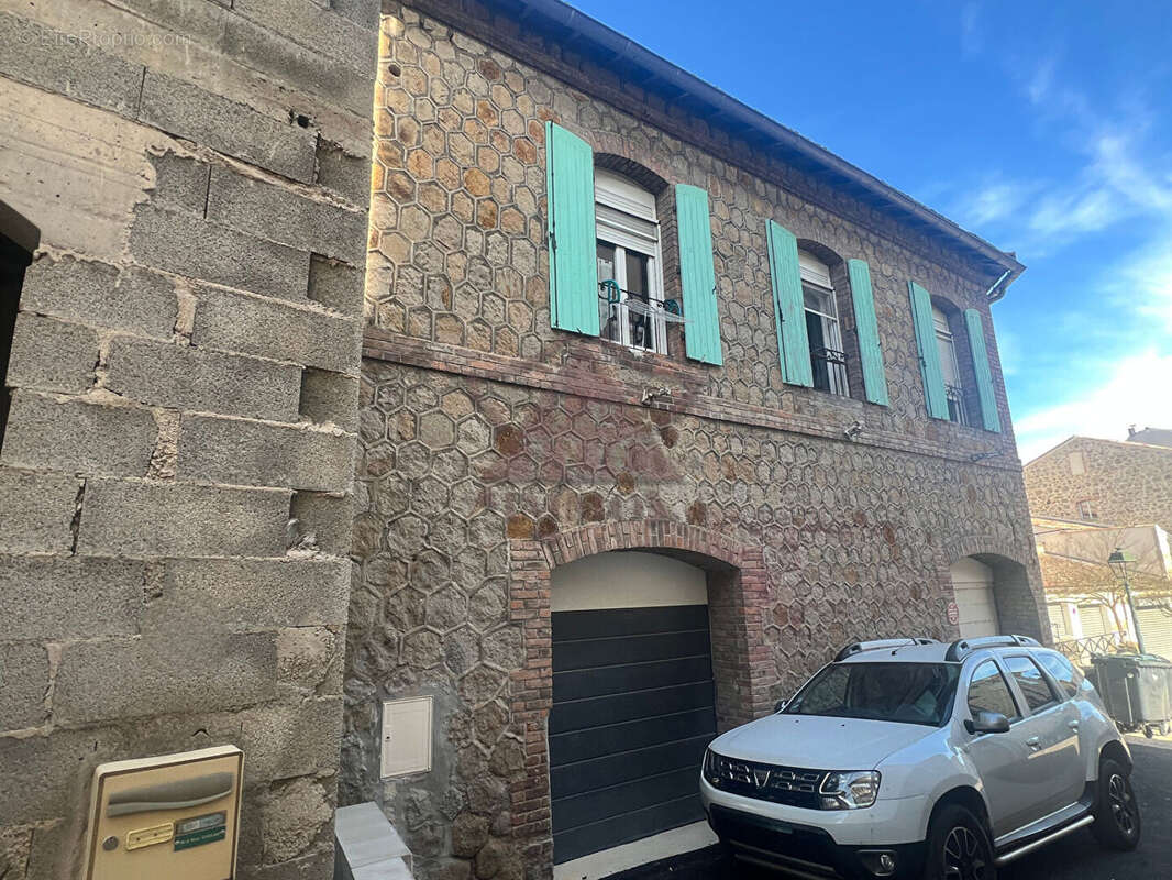 Maison à SAINT-JEAN-DE-VALERISCLE