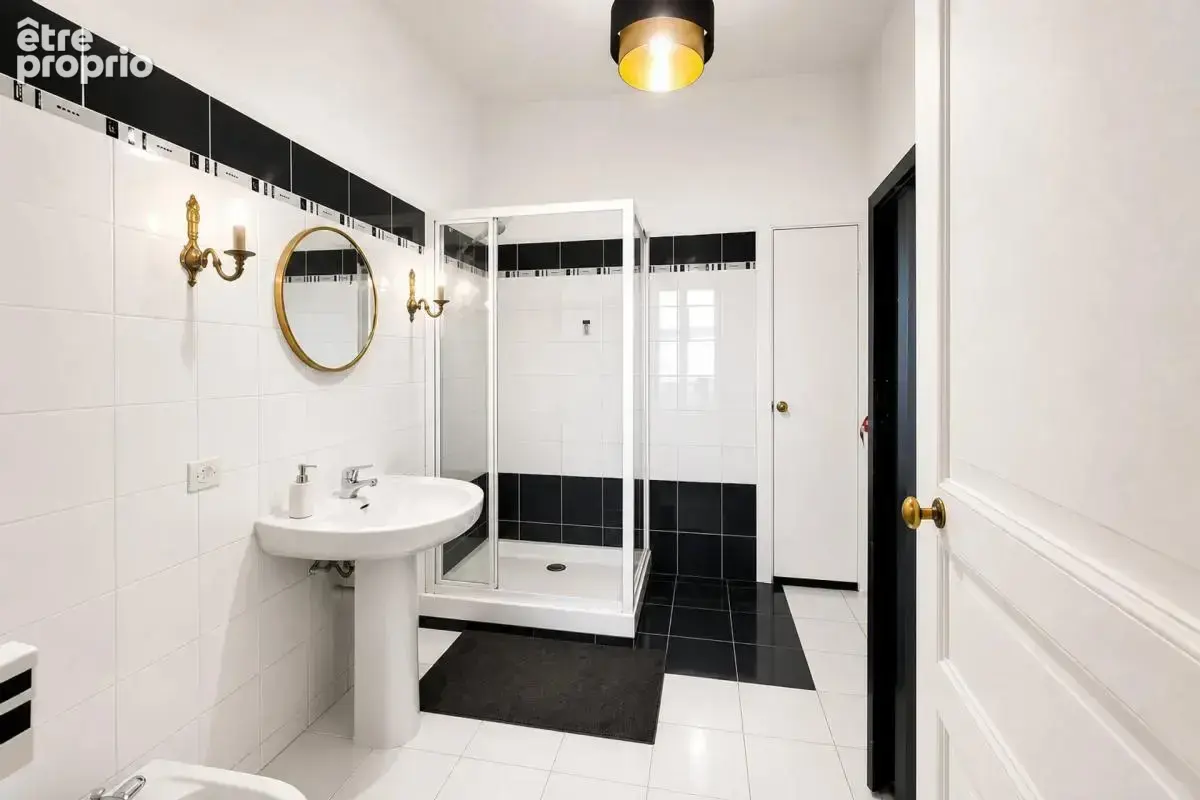 Maison de 7 pièces de 205 m² à Orthez - photo 13