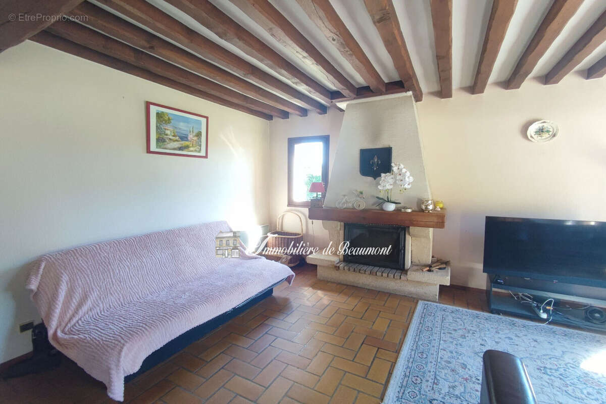 Maison 87 m² à Beaumont-Le-Roger  - photo 5