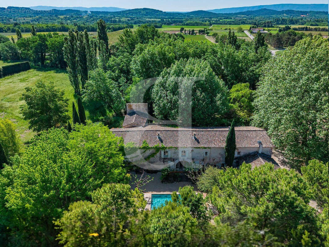 Maison à JOUCAS