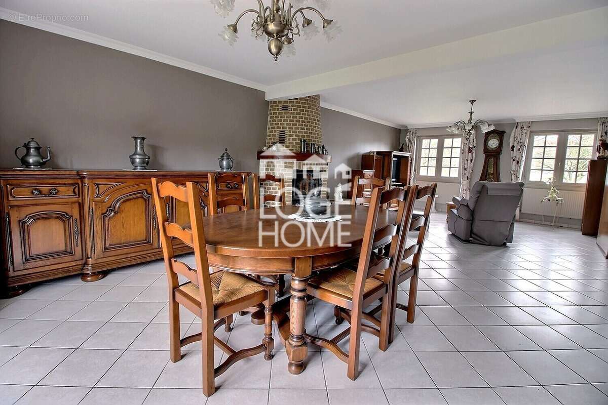 Maison à LYS-LEZ-LANNOY