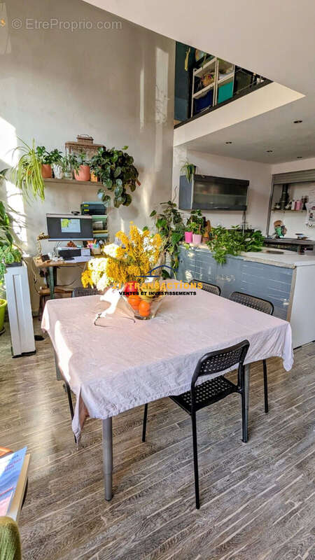 Appartement à SAINT-ETIENNE