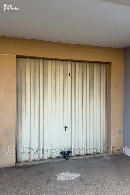 Photo Parking à La Ciotat au prix de 30 000€