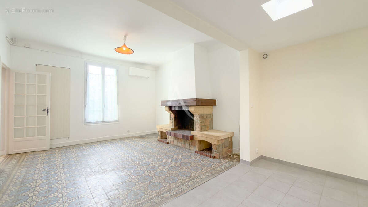 Maison à MONTGERON