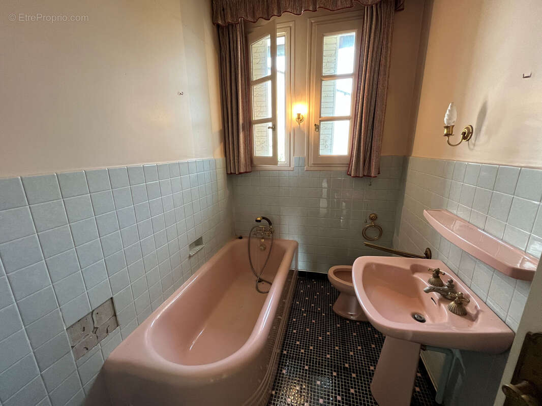 Cuisery :Grande villa avec piscine - photo 17