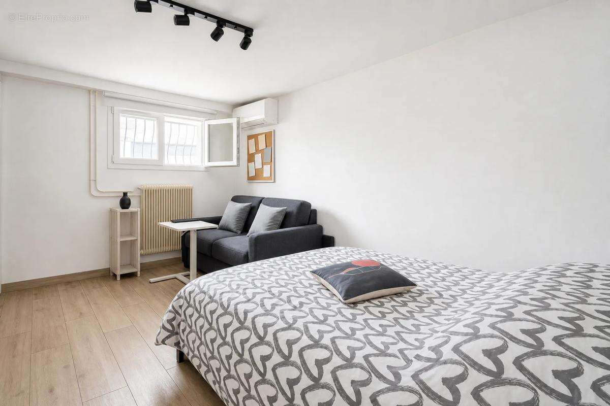 Maison spacieuse et rénovée à Romainville - photo 6
