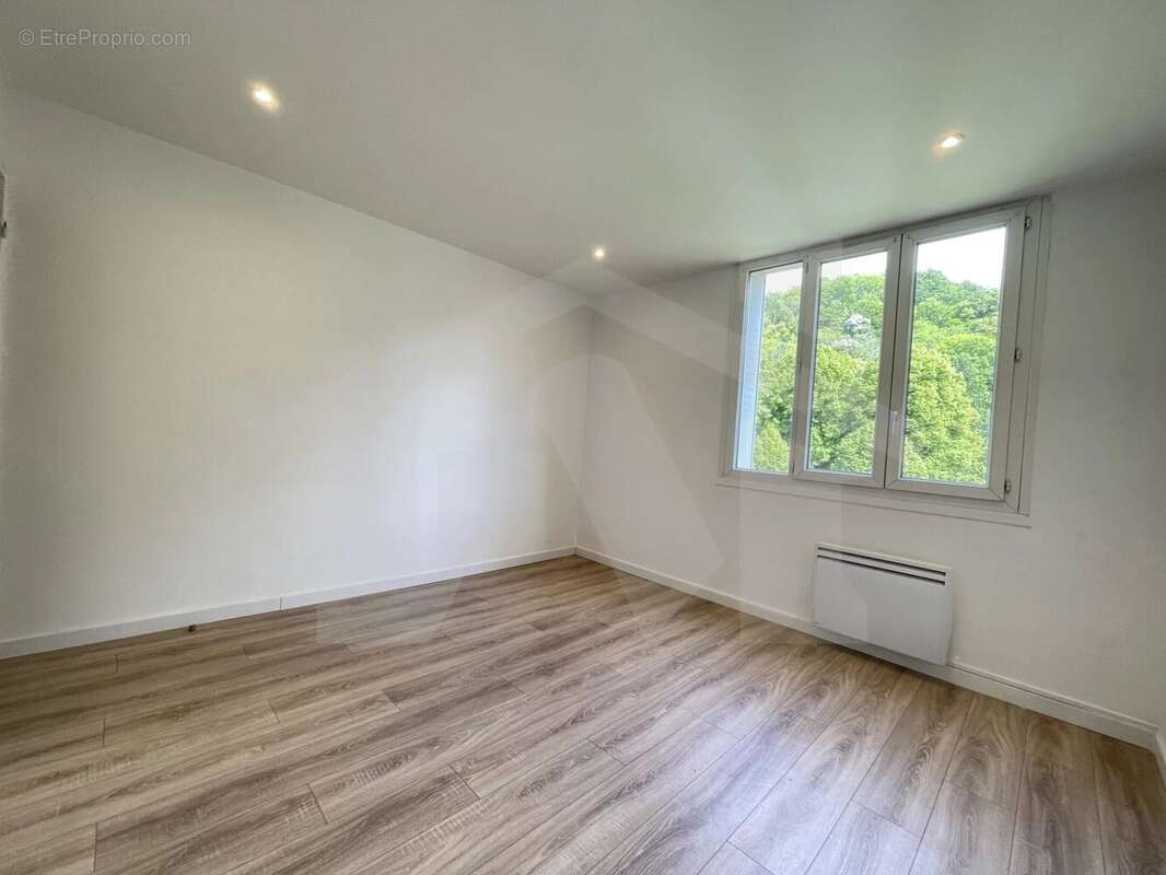 Appartement à SAINT-MARTIN-D'URIAGE