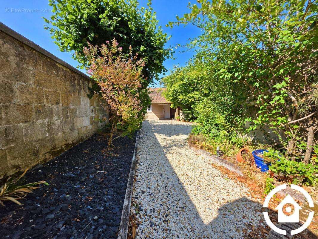 Maison de Caractère avec Vue Panoramique - avec jardin et garag - photo 30