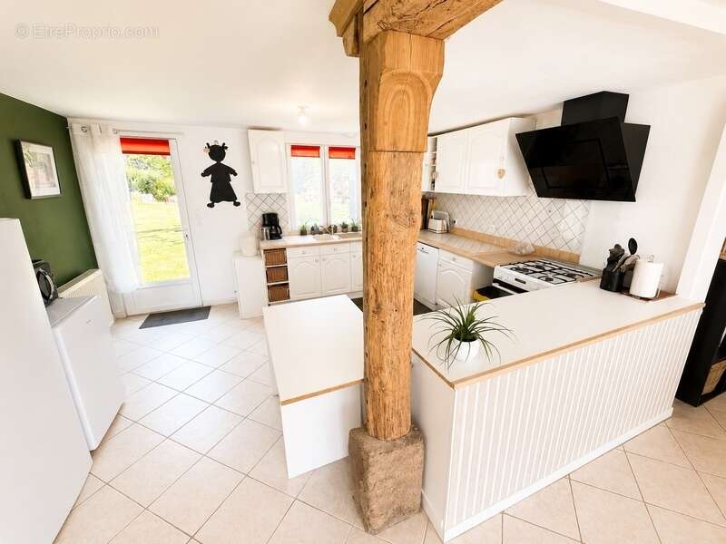 Maison normande rénovée à vendre proche Bernay – Longère de 166 m² avec 4 chambres - photo 4