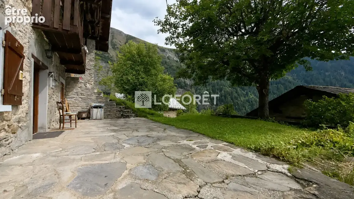 MAGNIFIQUE CHALET D'ALPAGE 3 pièces à vendre à Bourg Saint Maurice - Bonneval les Bains - photo 3