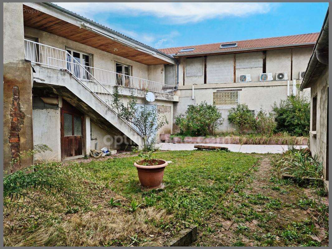*** exclusivite *** immeuble de rapport + habitation independante + dependances + exterieur *** billom 63160 *** - photo 19
