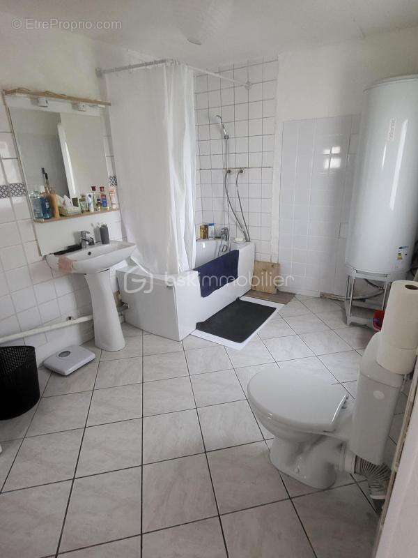 Maison à SAINT-LEGER-LES-DOMART