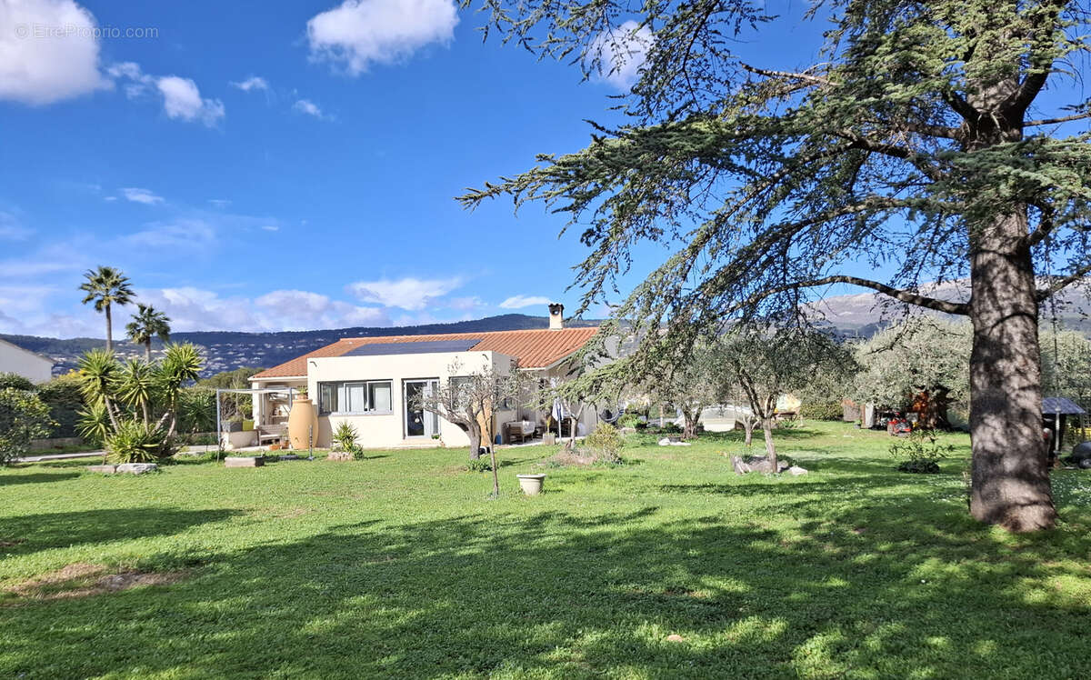 Maison à PEYMEINADE