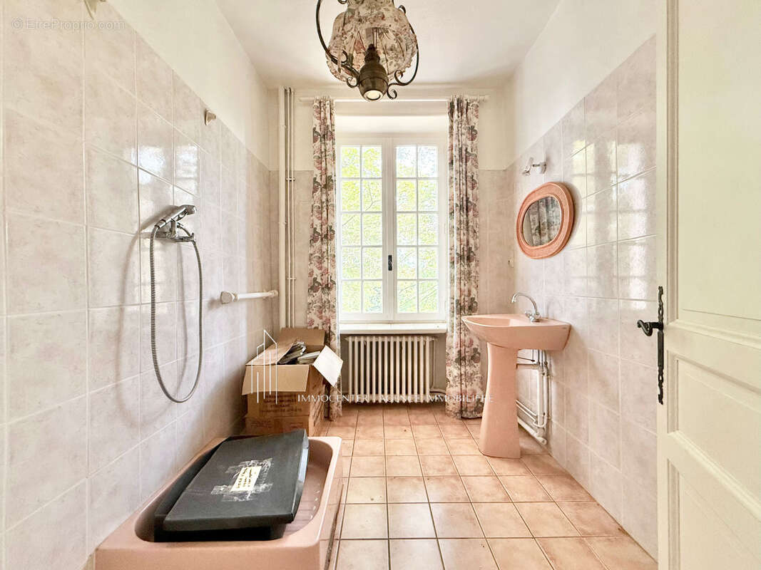 Maison à CHEYSSIEU