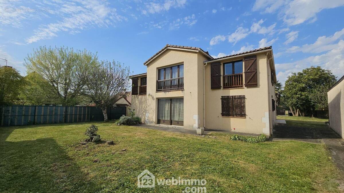 Maison à IDRON