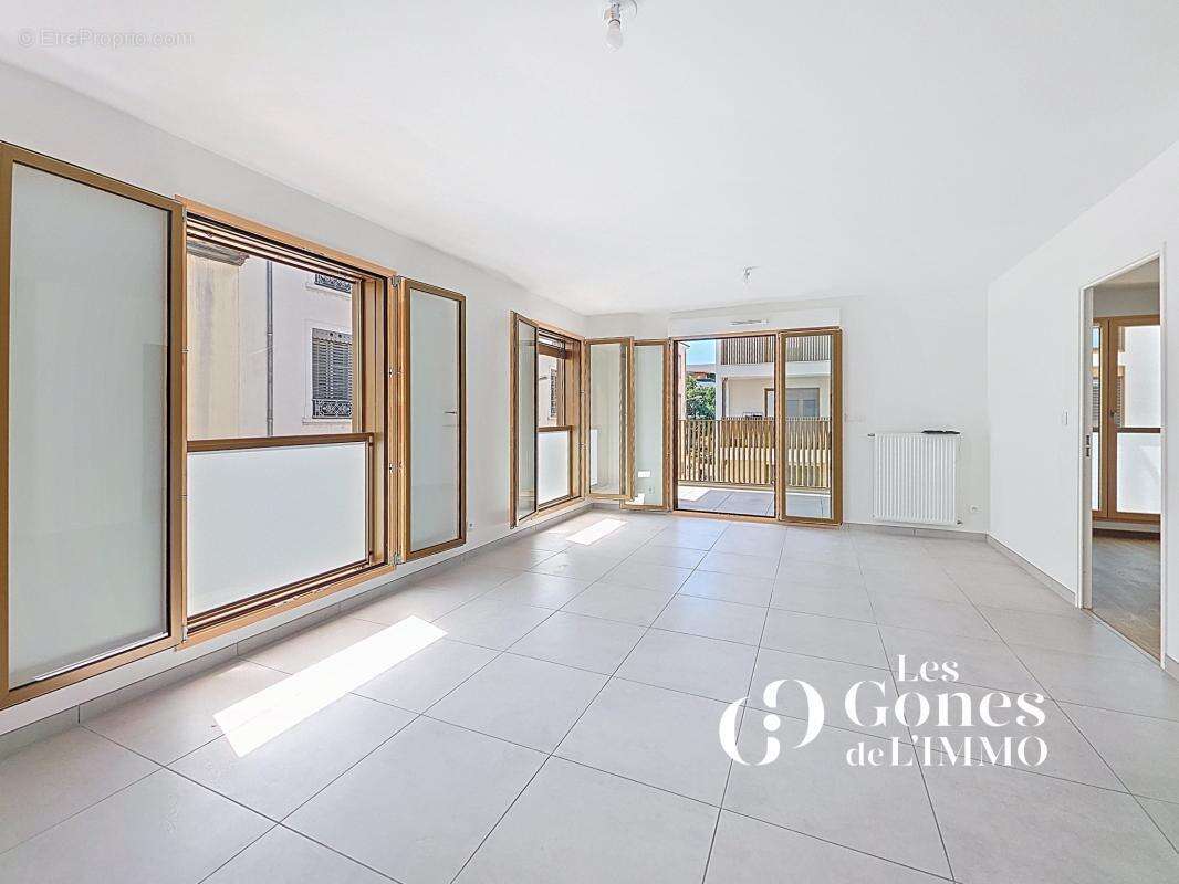 Appartement à LYON-9E