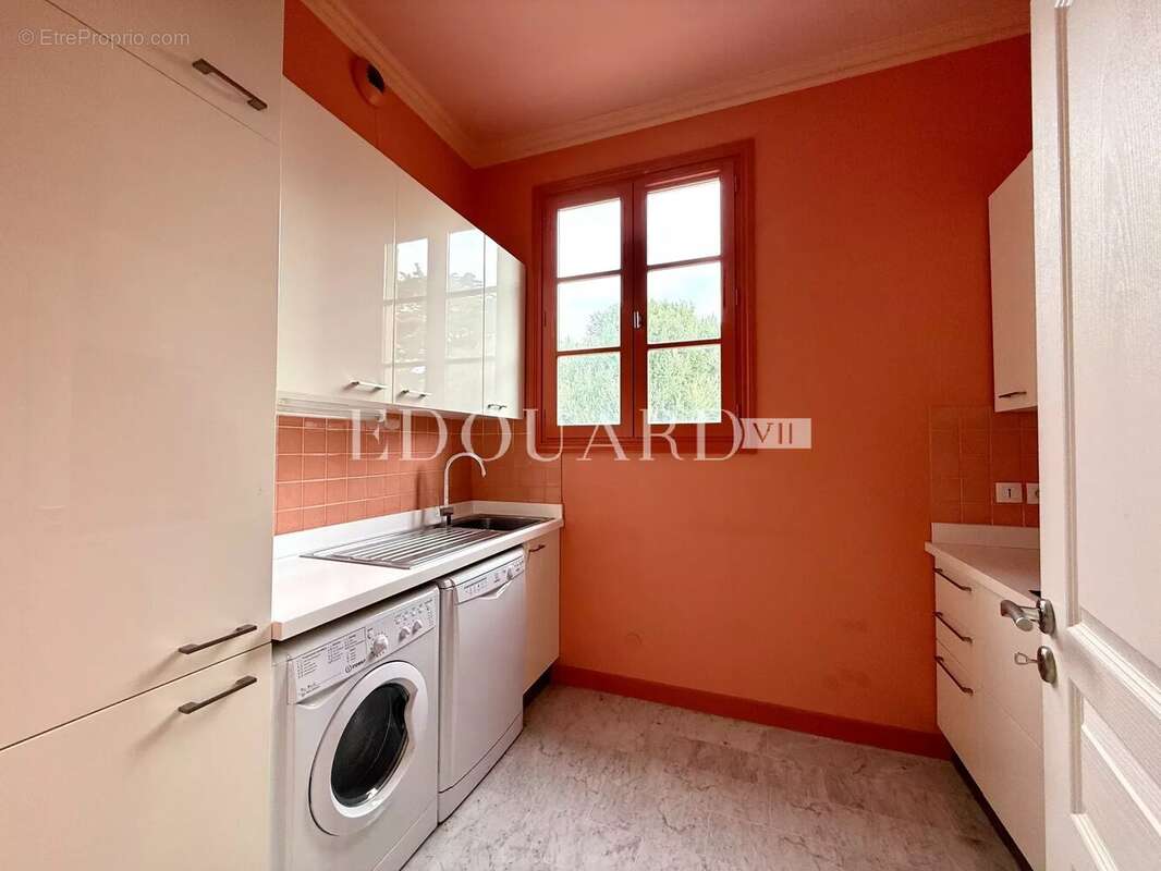 Appartement à ROQUEBRUNE-CAP-MARTIN