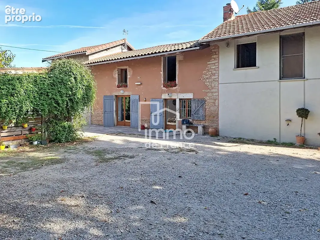 Maison Bourg En Bresse 198 m2 - photo 2