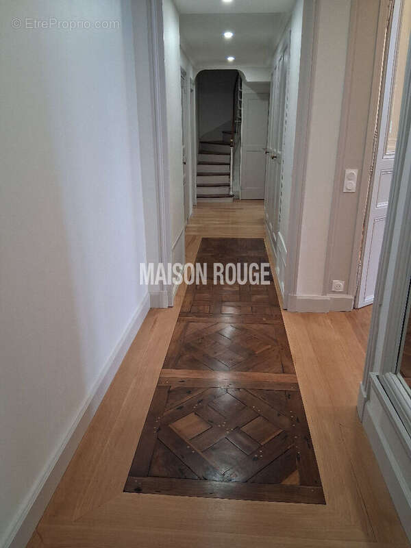 Très bel appartement,186m², 7 pièces, excellent état, à proximité de la cathédrale de Rennes - photo 16