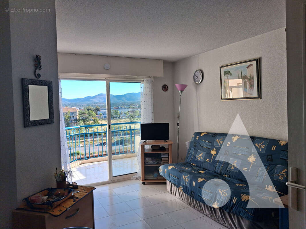 Fréjus plage  t1 bis avec coin nuit, piscine, parking - photo 5