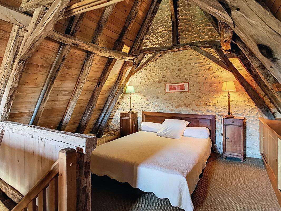 Maison à LES EYZIES-DE-TAYAC-SIREUIL