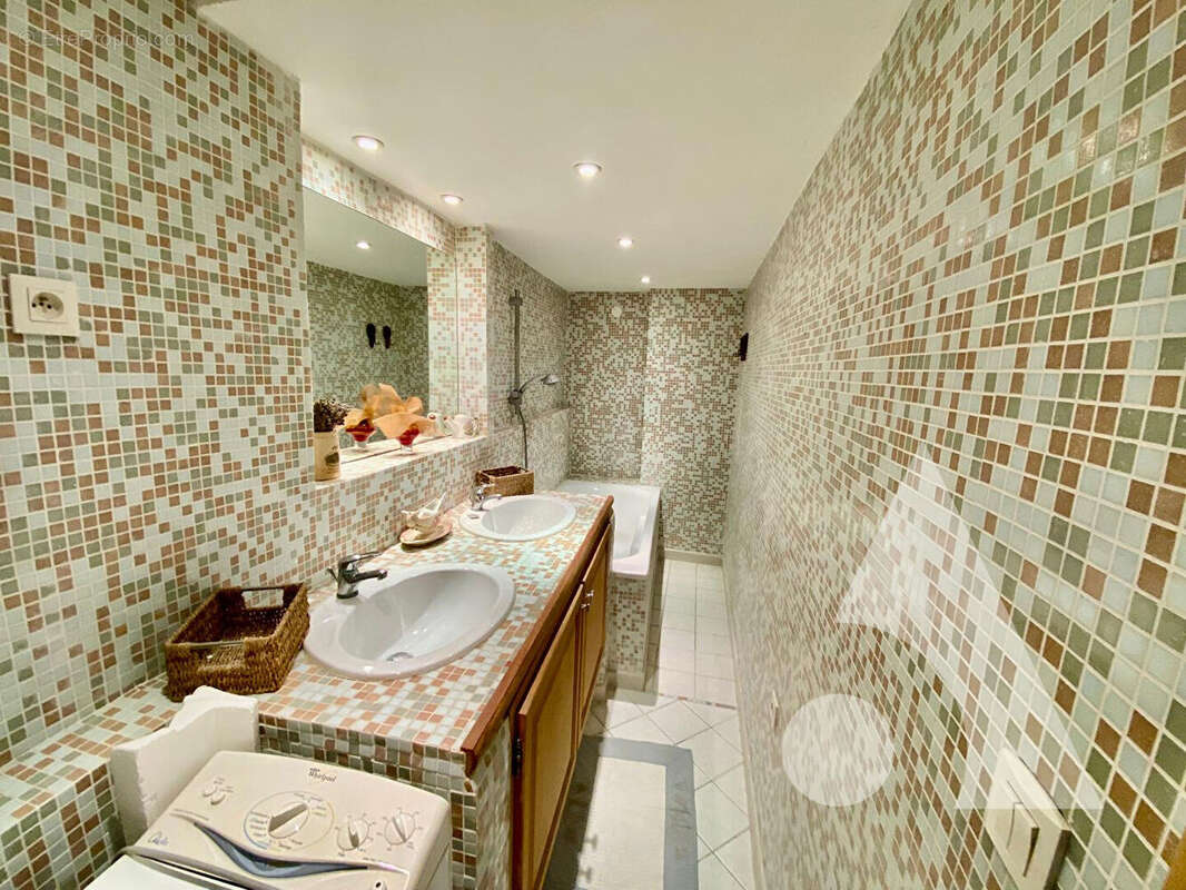 Appartement à LORGUES