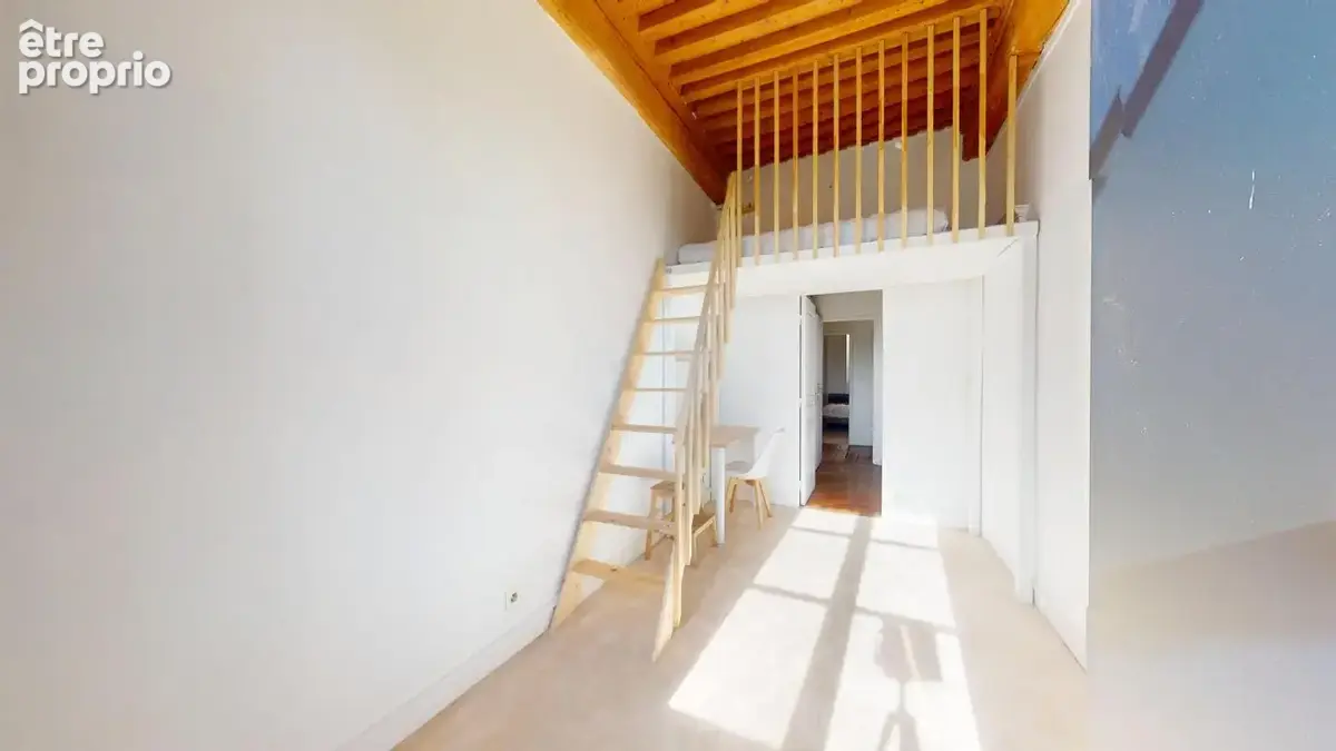 UNIQUE - Appartement d'exception de 147 m² avec vue panoramique sur le Rhône - photo 14