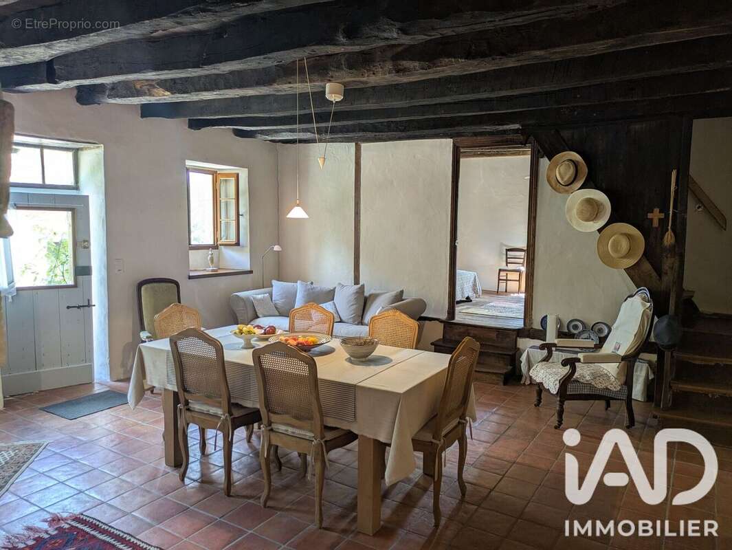 Maison 174 m² à Coux-Et-Bigaroque  - photo 8