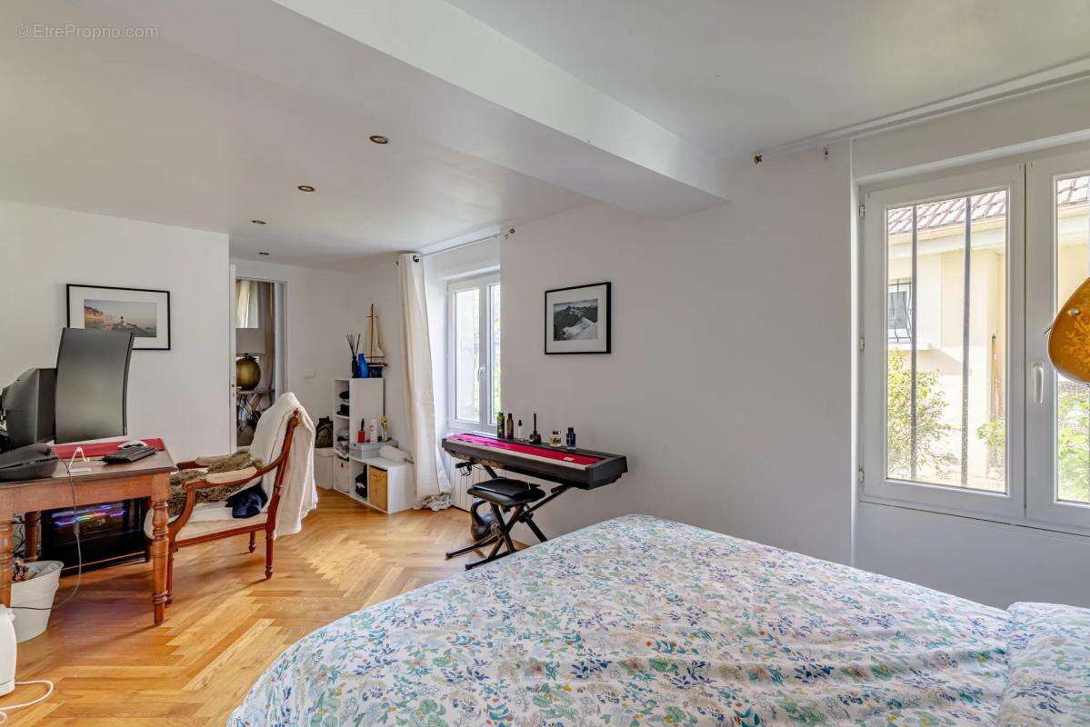 Maison à ROISSY-EN-FRANCE