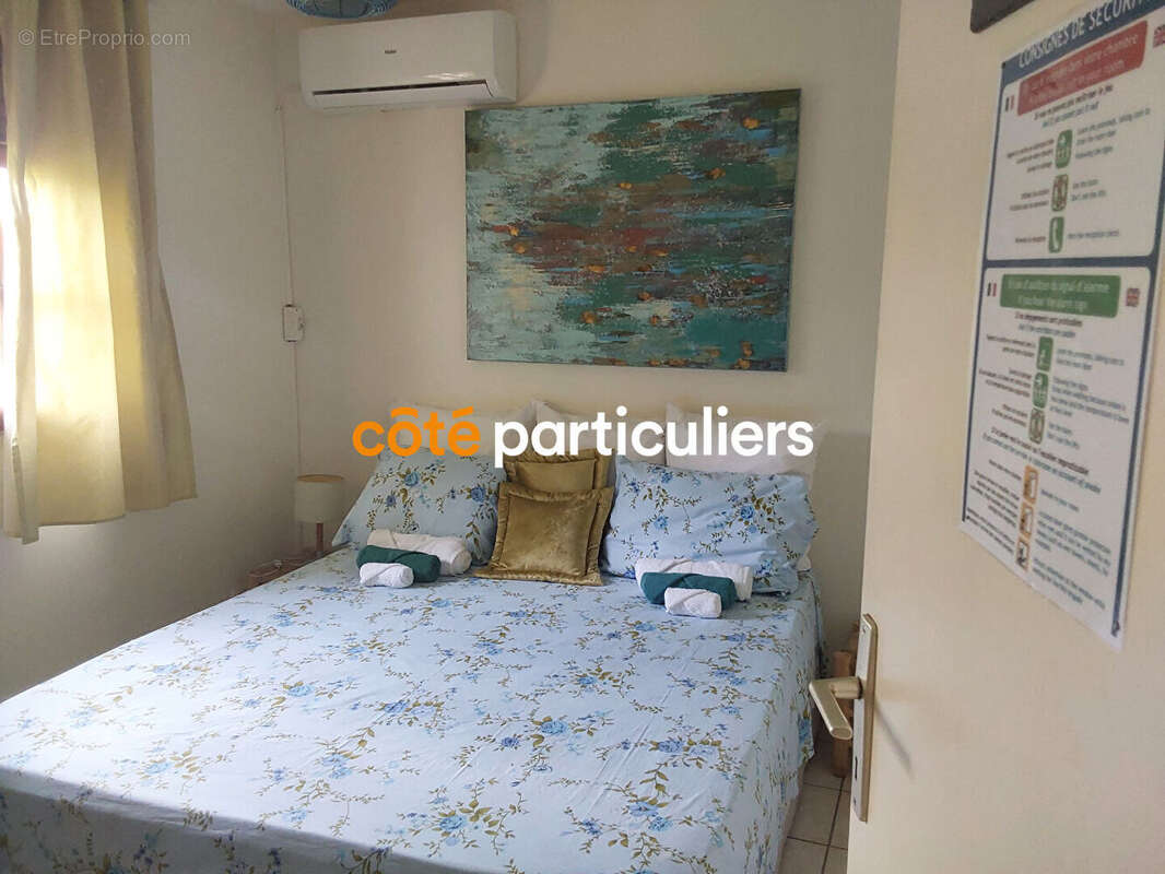 Terrain à CAPESTERRE-DE-MARIE-GALANTE