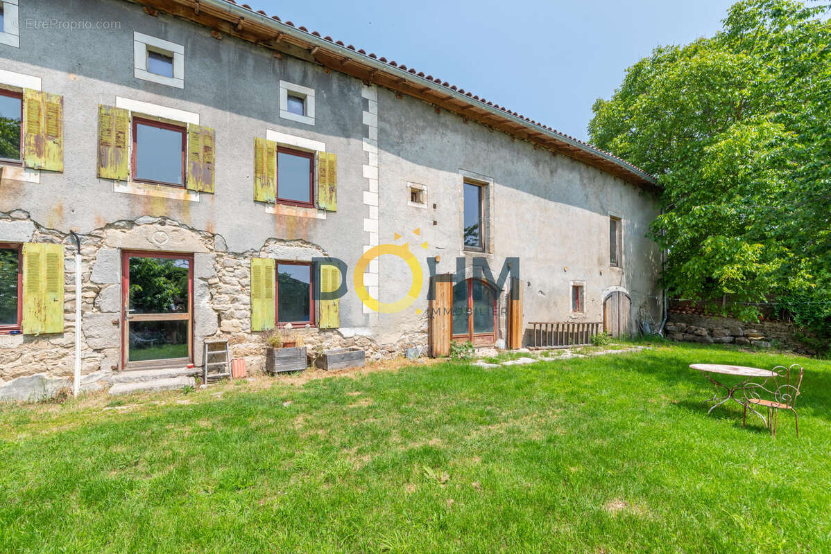 Maison à CHOMELIX