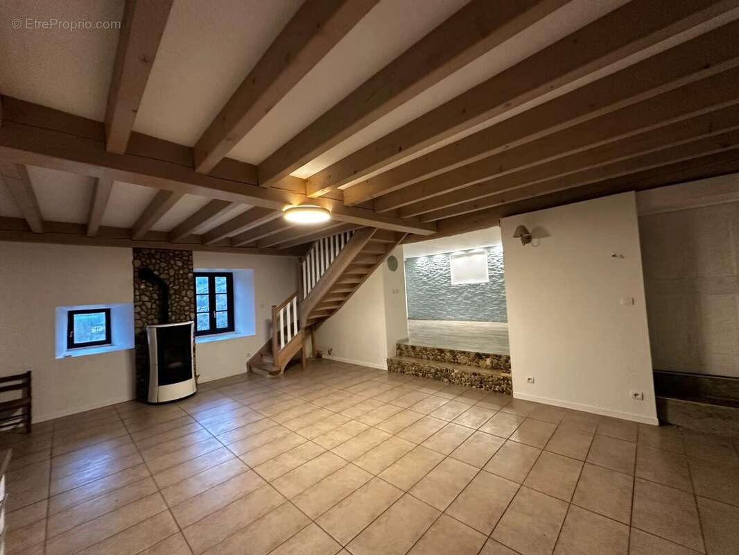 Maison à LABATIE-D'ANDAURE