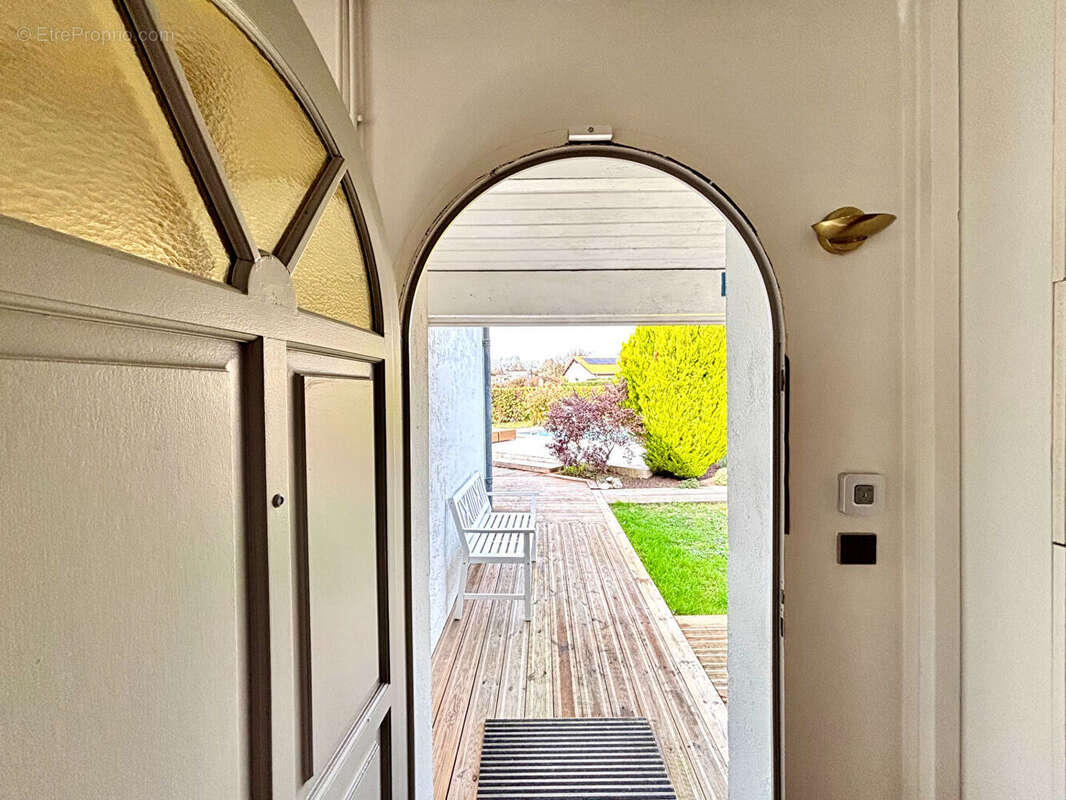 Maison à BLANQUEFORT